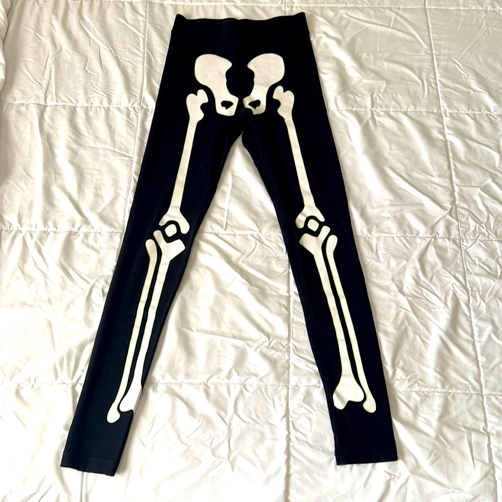 H&M DIVIDED -GLOW IN THE DARK- skeleton leggings. Size XS